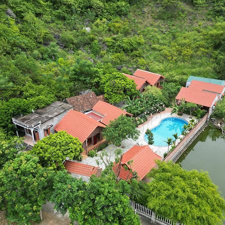 Pham Gia Homestay Ecogarden ニンビン エクステリア 写真