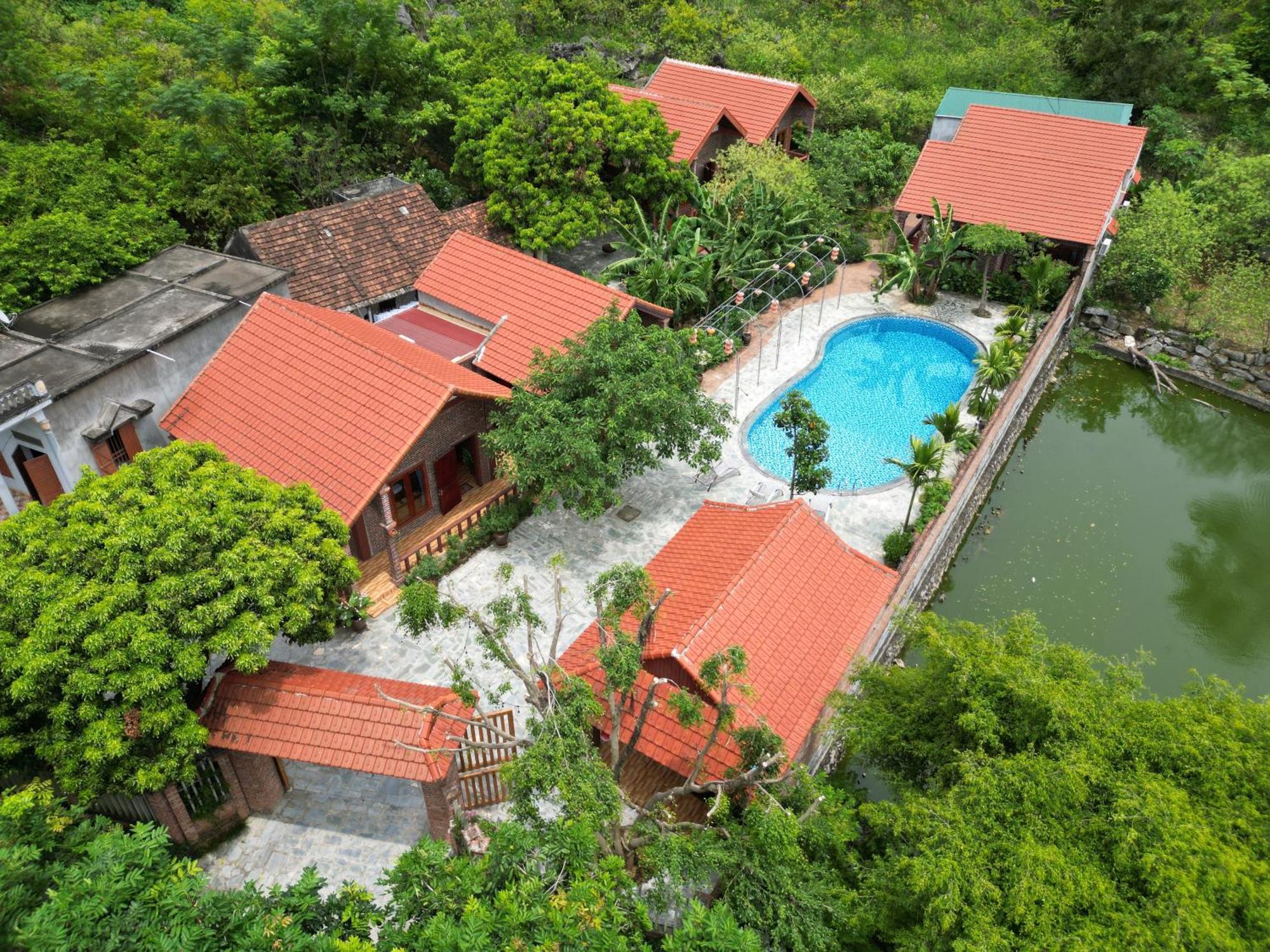 Pham Gia Homestay Ecogarden ニンビン エクステリア 写真