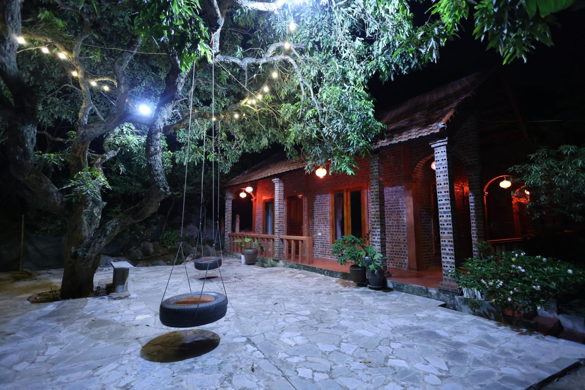 Pham Gia Homestay Ecogarden ニンビン エクステリア 写真