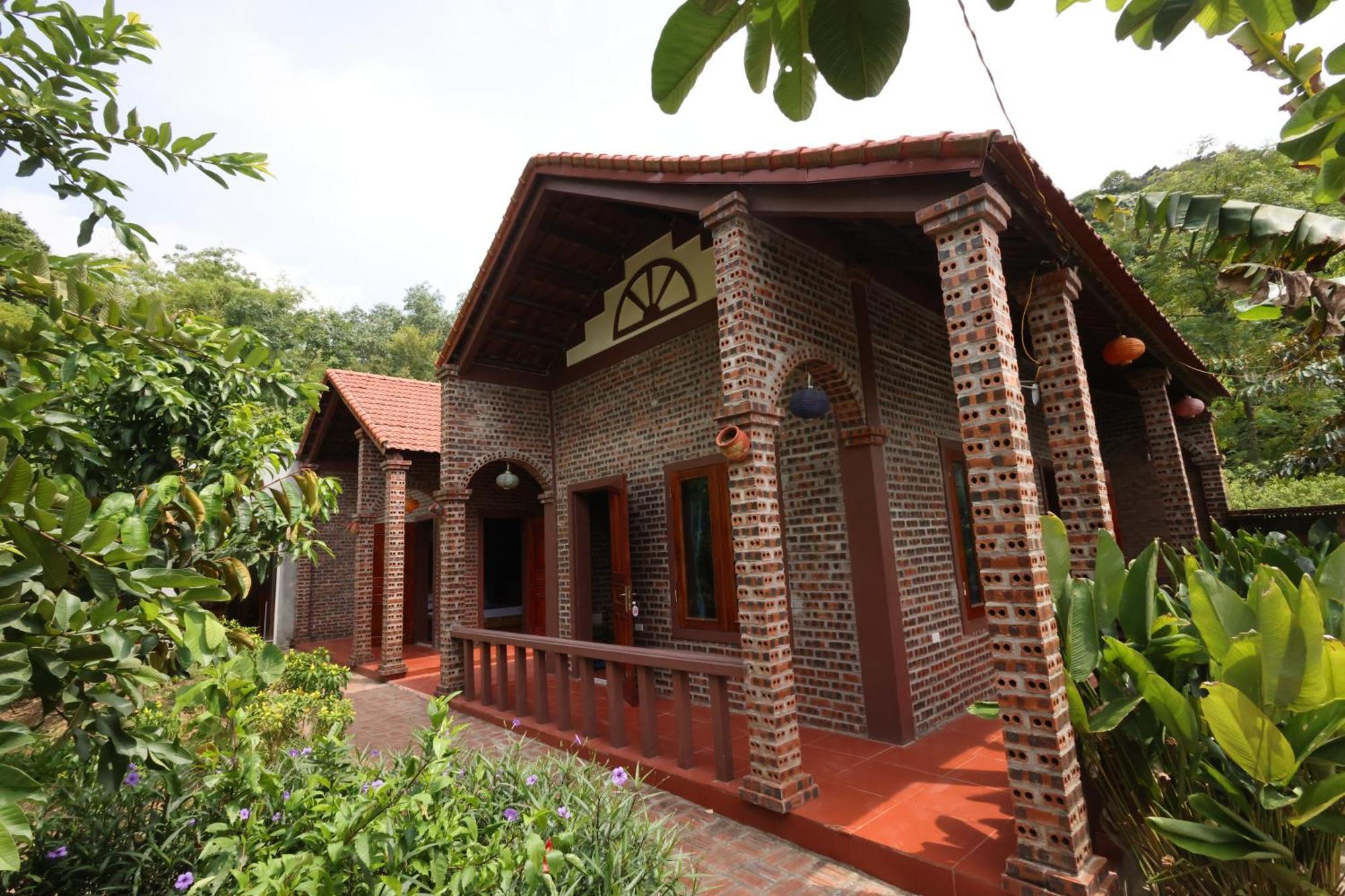 Pham Gia Homestay Ecogarden ニンビン エクステリア 写真