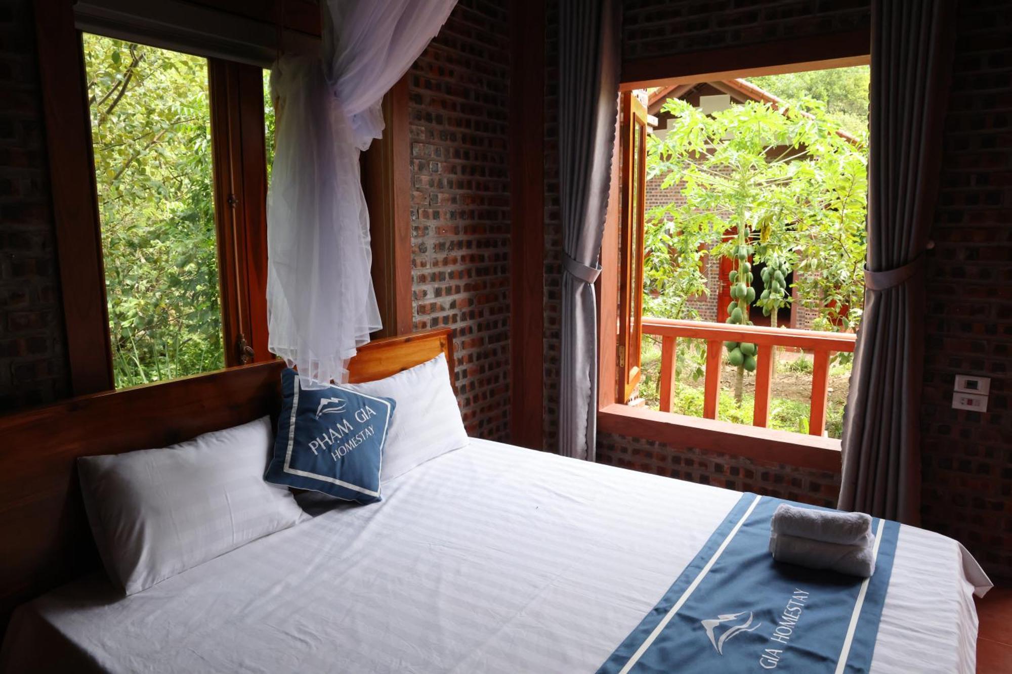 Pham Gia Homestay Ecogarden ニンビン エクステリア 写真